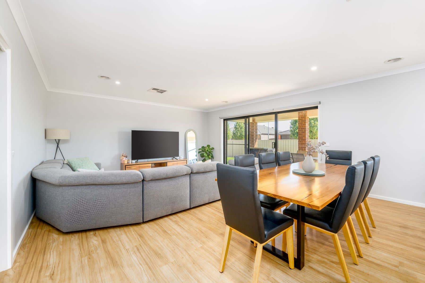 11 Bookar Place, Kialla, VIC 3631