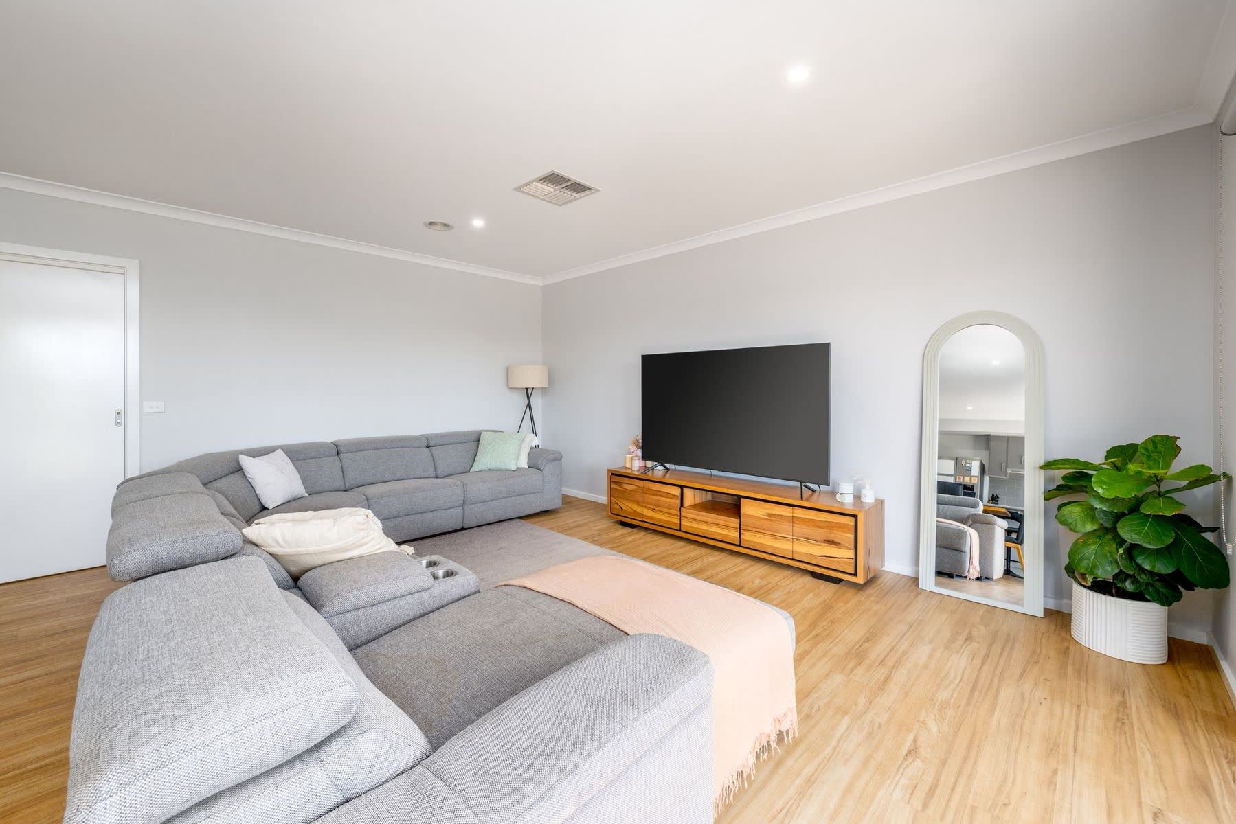 11 Bookar Place, Kialla, VIC 3631