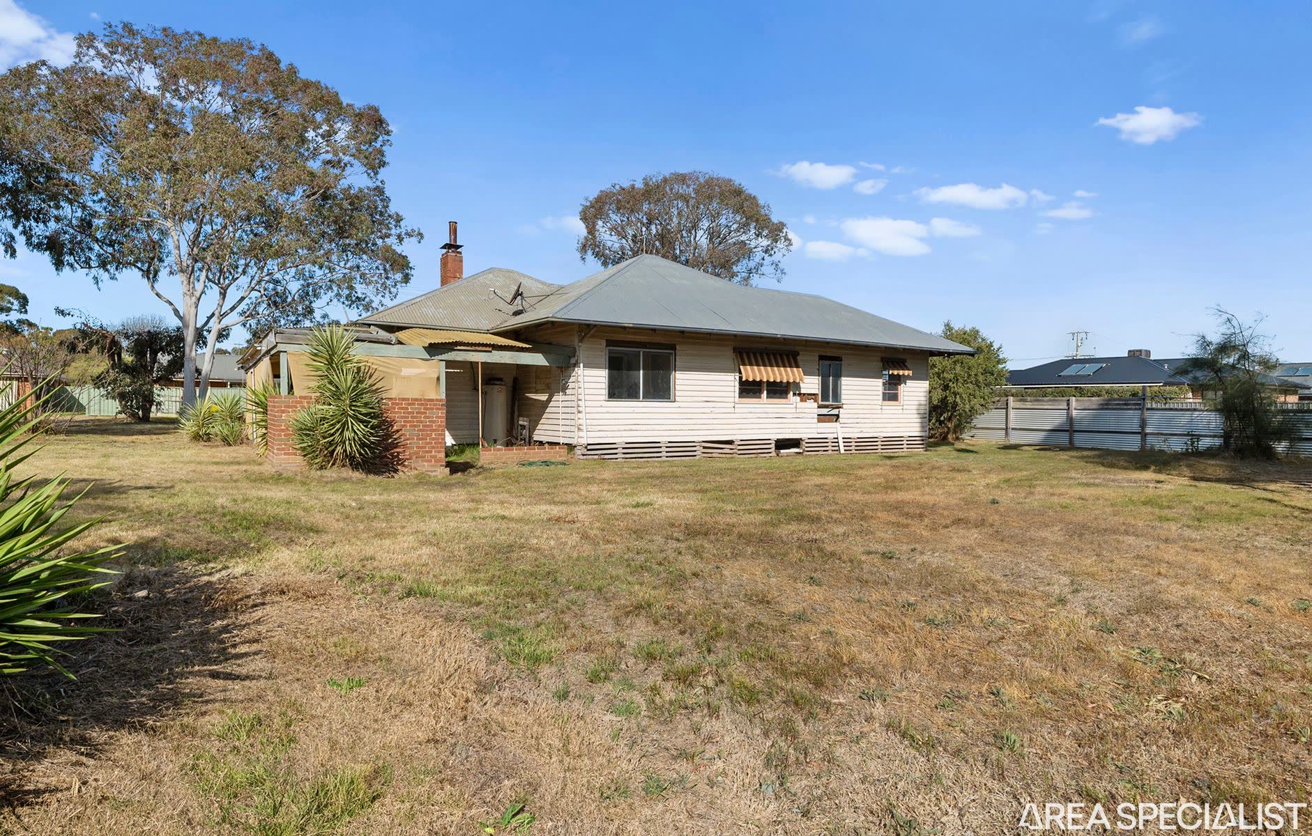 15 Avonlea Street, Numurkah, VIC 3636
