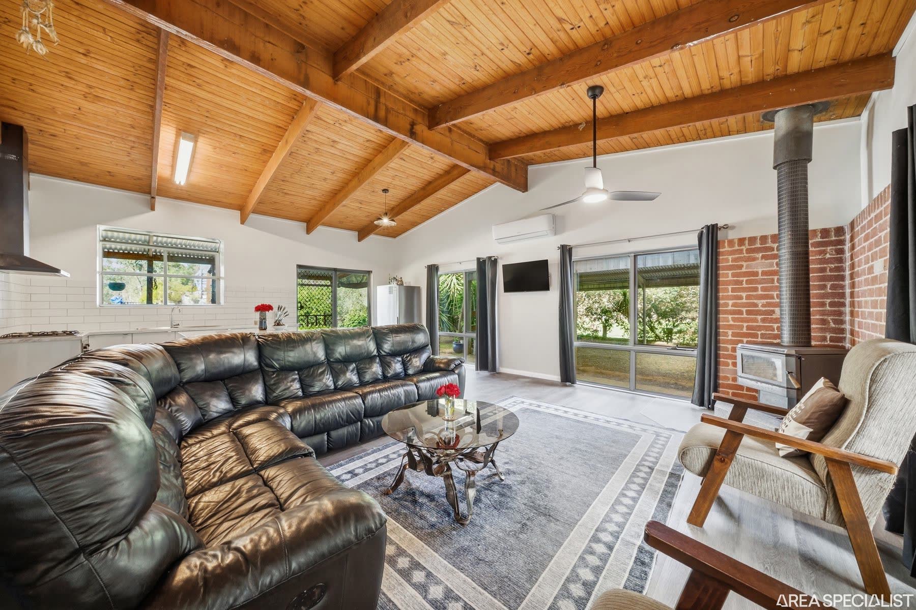 55 Hutchinson Road, Murchison East, VIC 3610