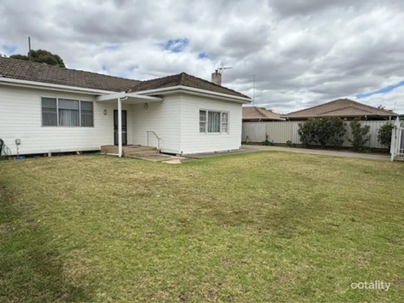 8 Dans Street, Shepparton, VIC 3630